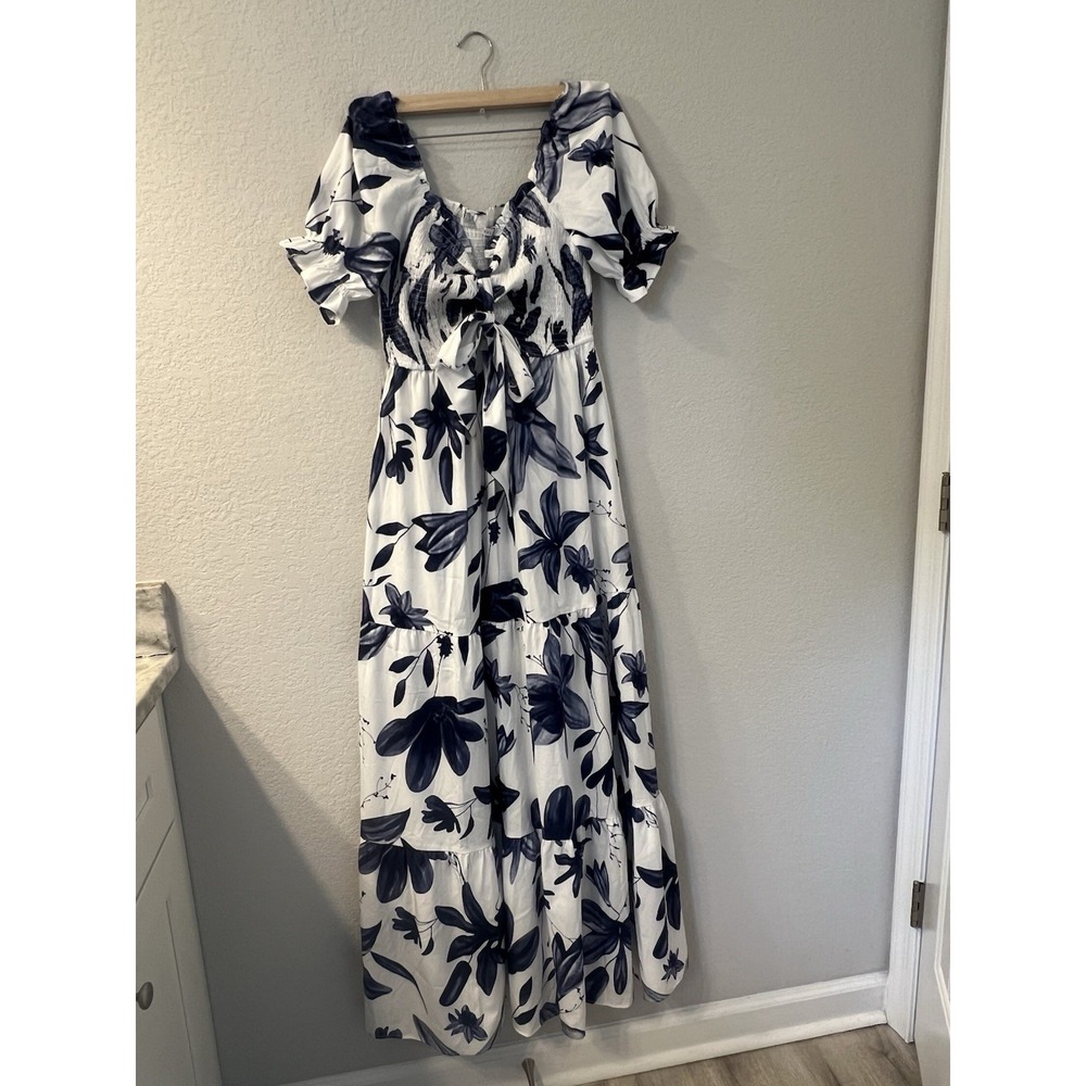 NWT Baltic Born Hilaria Maxi Dress Size‎ M White And blue